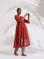 trueBrowns Red Cotton Print Flared Kurta Set - Distacart