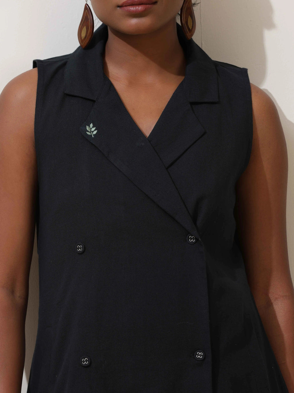 trueBrowns Black Cotton Linen Dress - Distacart