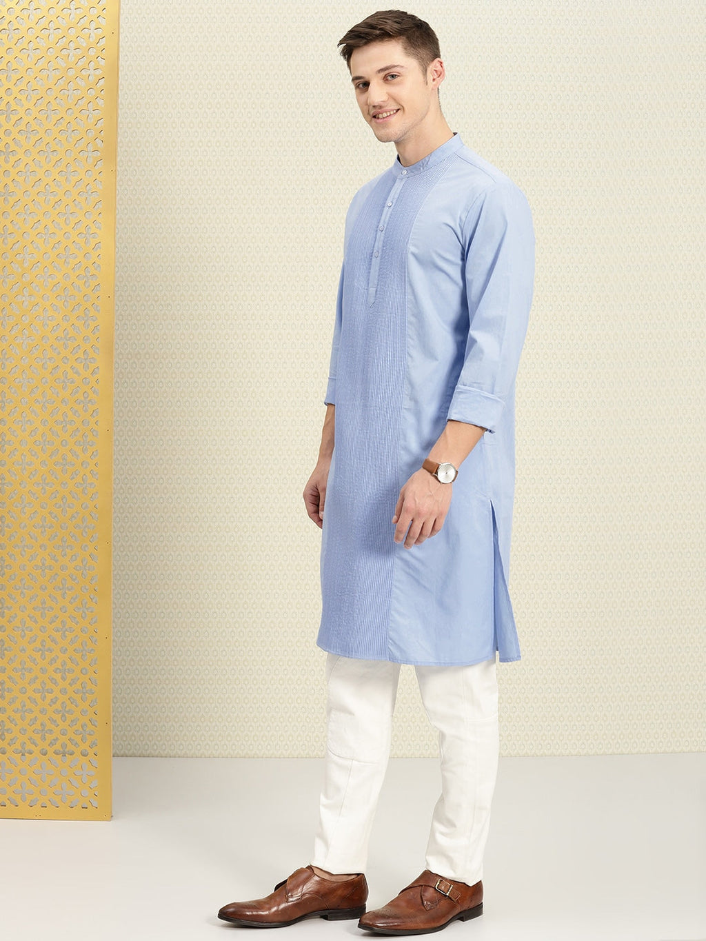 House of Pataudi Men Blue Solid Straight Kurta