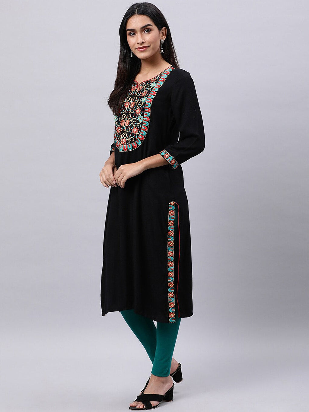 Souchii Black Geometric Yoke Design Thread Work Grandeur & Majestic Artwork Kurta - Distacart