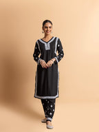 HOUSE OF KARI Floral Embroidered Chikankari Kurta With Trouser