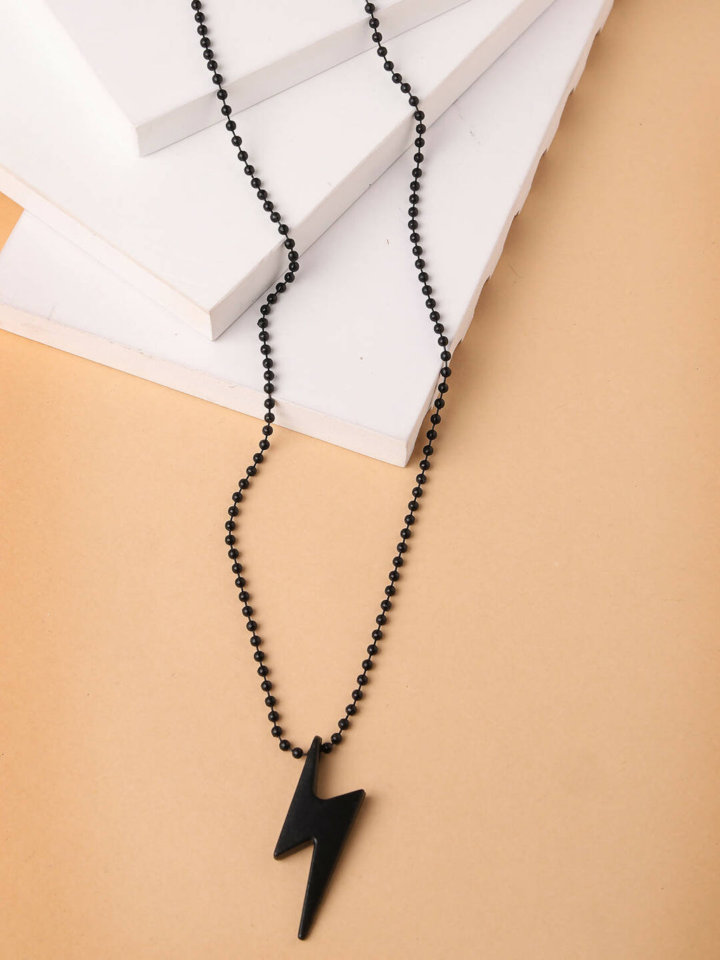 NVR Men Black Plated Flash Pendent With Chain