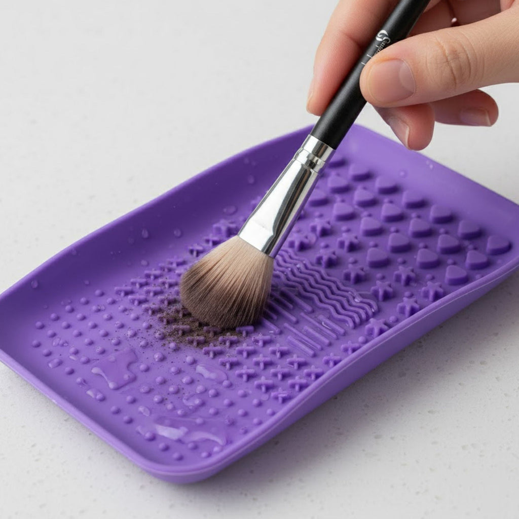 London Prime Silicone Makeup Brush Cleaner - Purple ( Formerly London Pride Cosmetics )