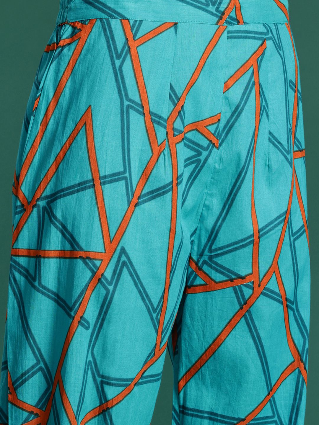 Indo Era Floral Printed Pure Cotton Kurta with Trousers - Distacart