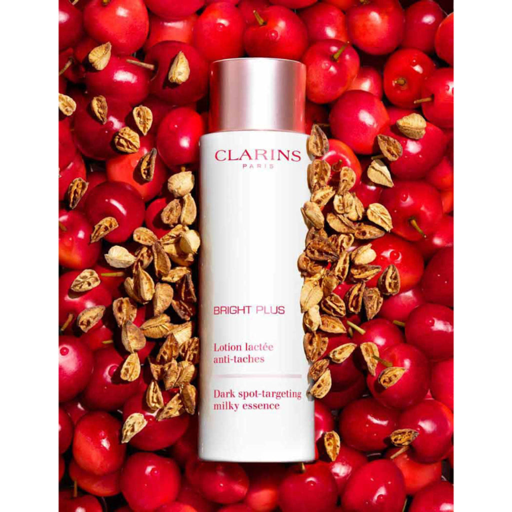 Clarins Bright Plus Milky Essence - Distacart