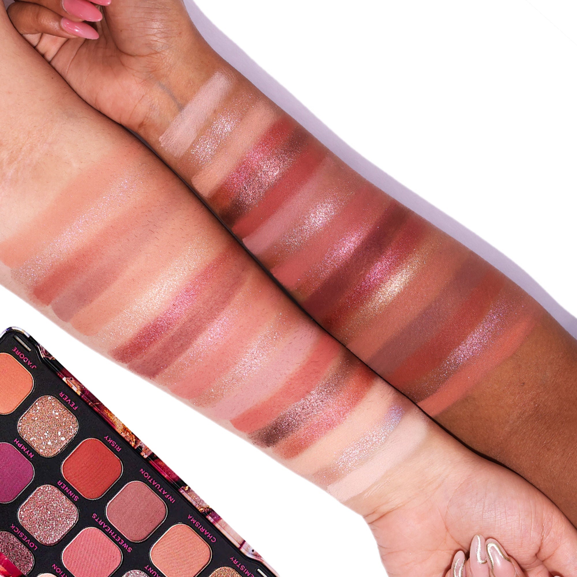 Makeup Revolution Forever Flawless Eyeshadow Palette-18 Smooth & Rich Shade - Allure - Distacart
