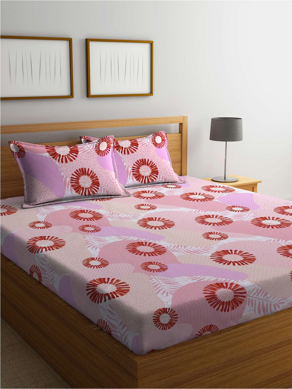 BOMBAY DYEING Serenita Pink Printed Cotton 144 TC Queen Bedsheet with 2 Pillow Covers