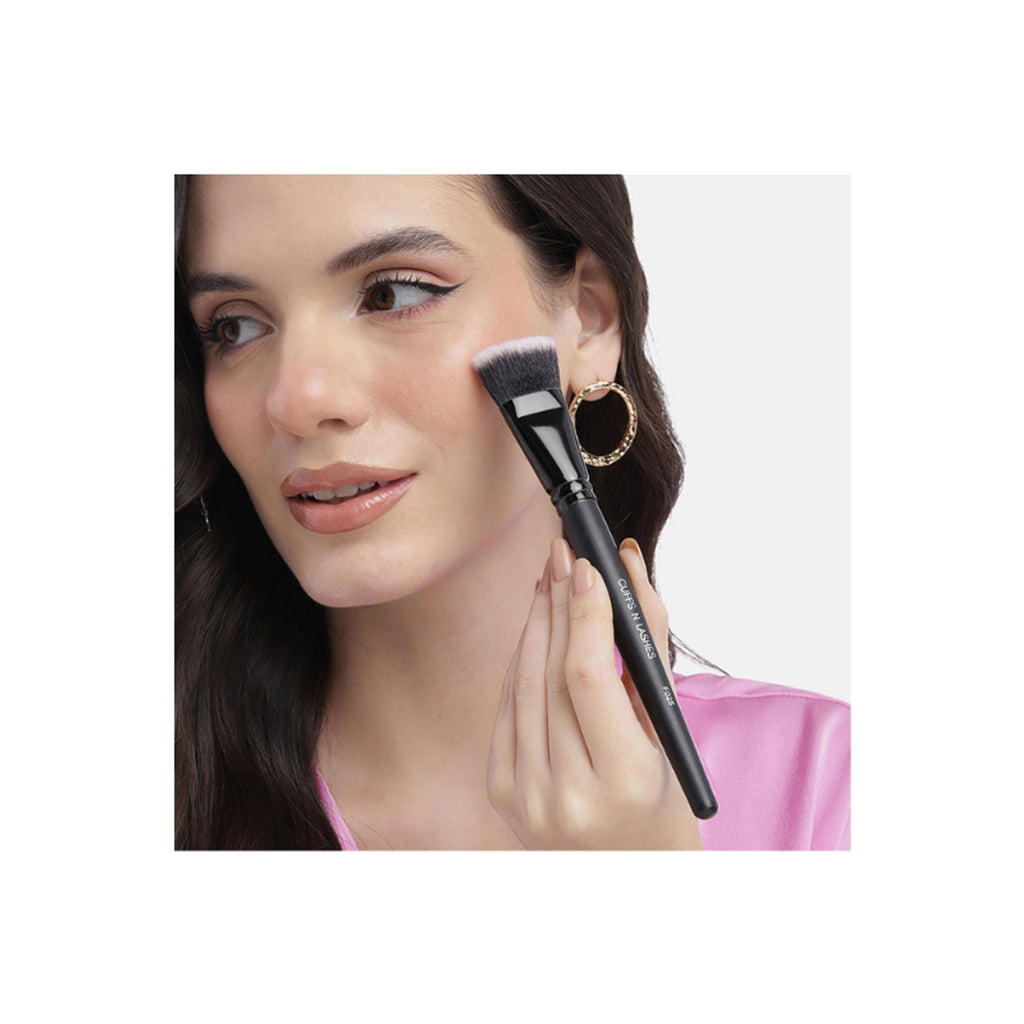 CUFFS N LASHES Big Bronzer Contour Brush - F025 - Distacart