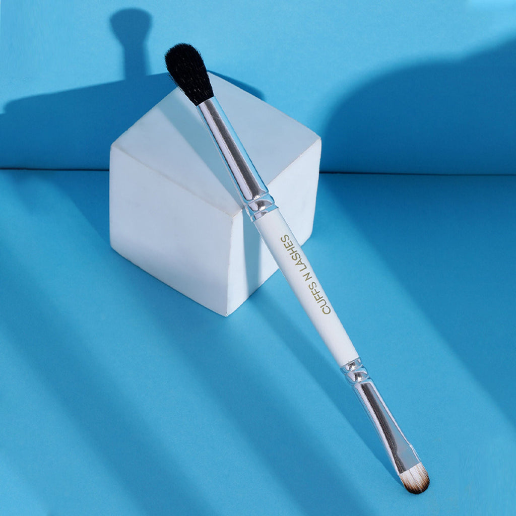 CUFFS N LASHES Flat Brush & Blending Dual Brush - 04 - Distacart