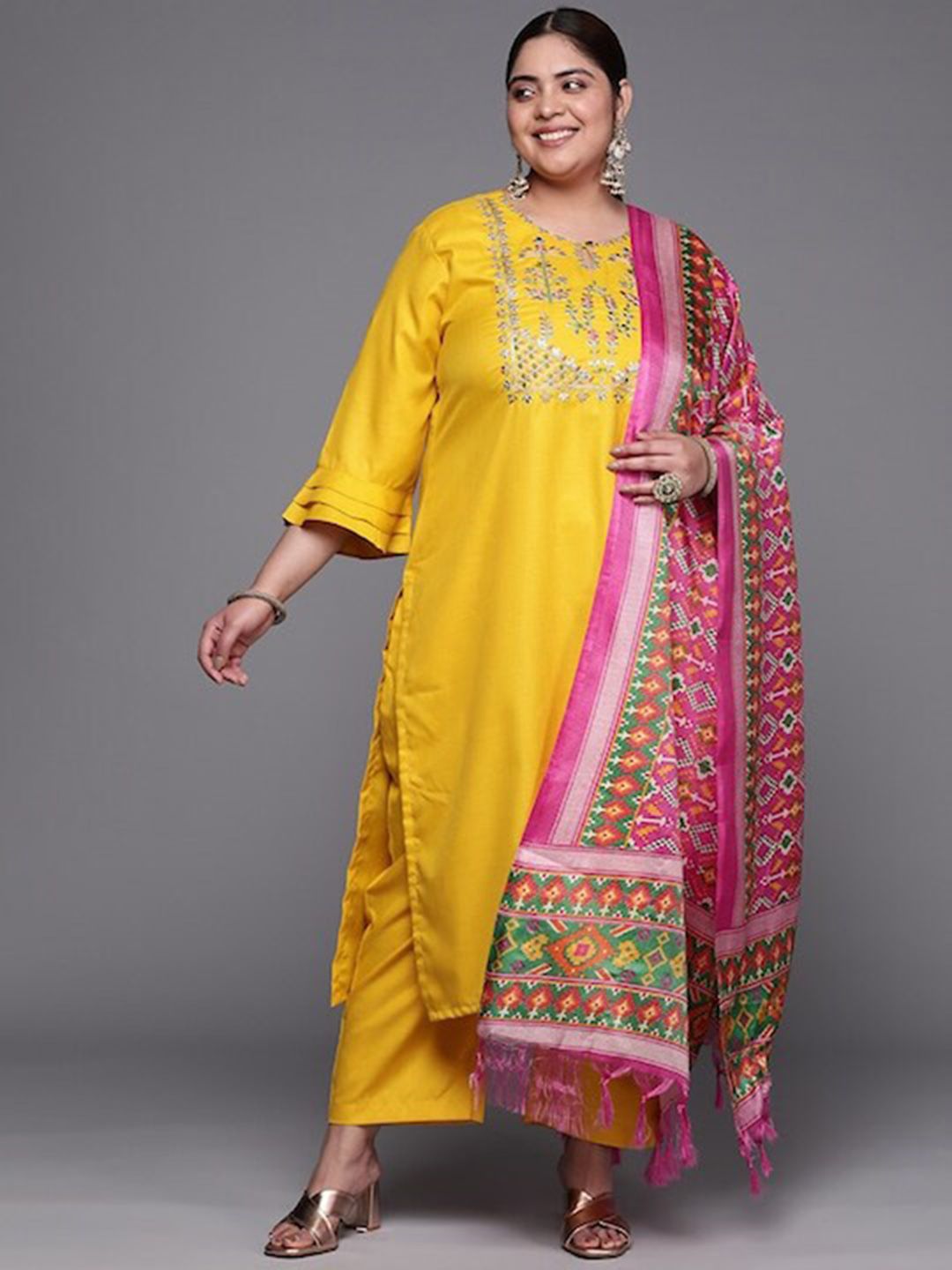 Sztori Plus Size Yoke Design Pure Cotton Kurta With Trousers & Dupatta - Distacart