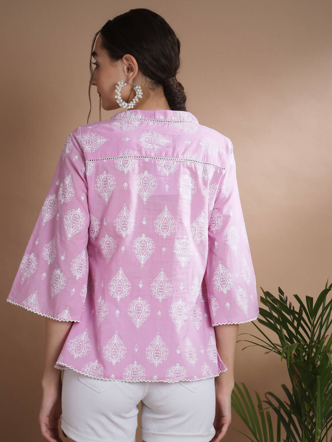 Myshka Women's Pink Printed V-Neck Top