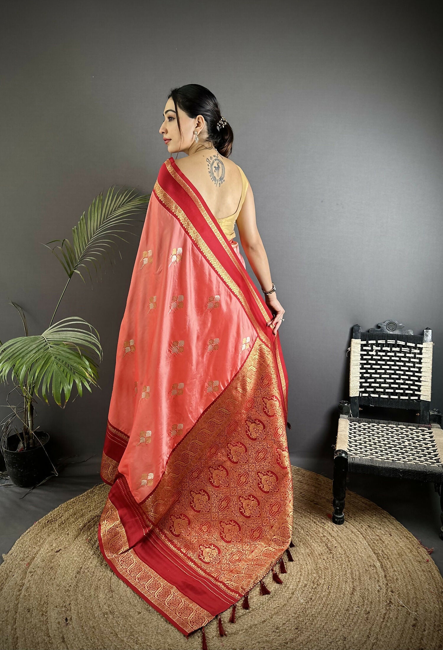 Joban Fashion Salmon Pink Banarasi Soft Silk Woven Saree - Distacart