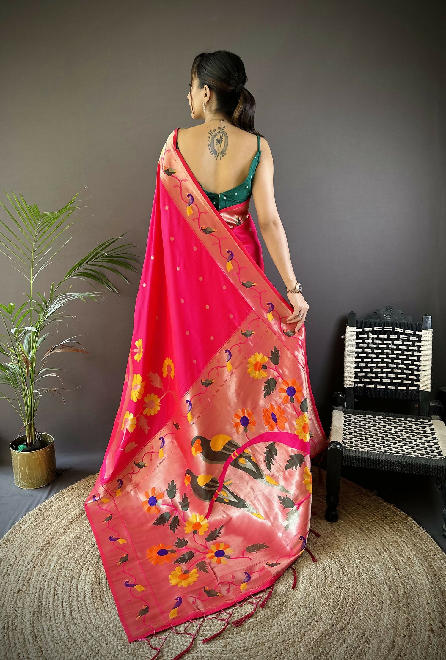 Joban Fashion Rani Pink Zari Woven Floral Motifs Soft Silk Paithani Silk Saree - Distacart