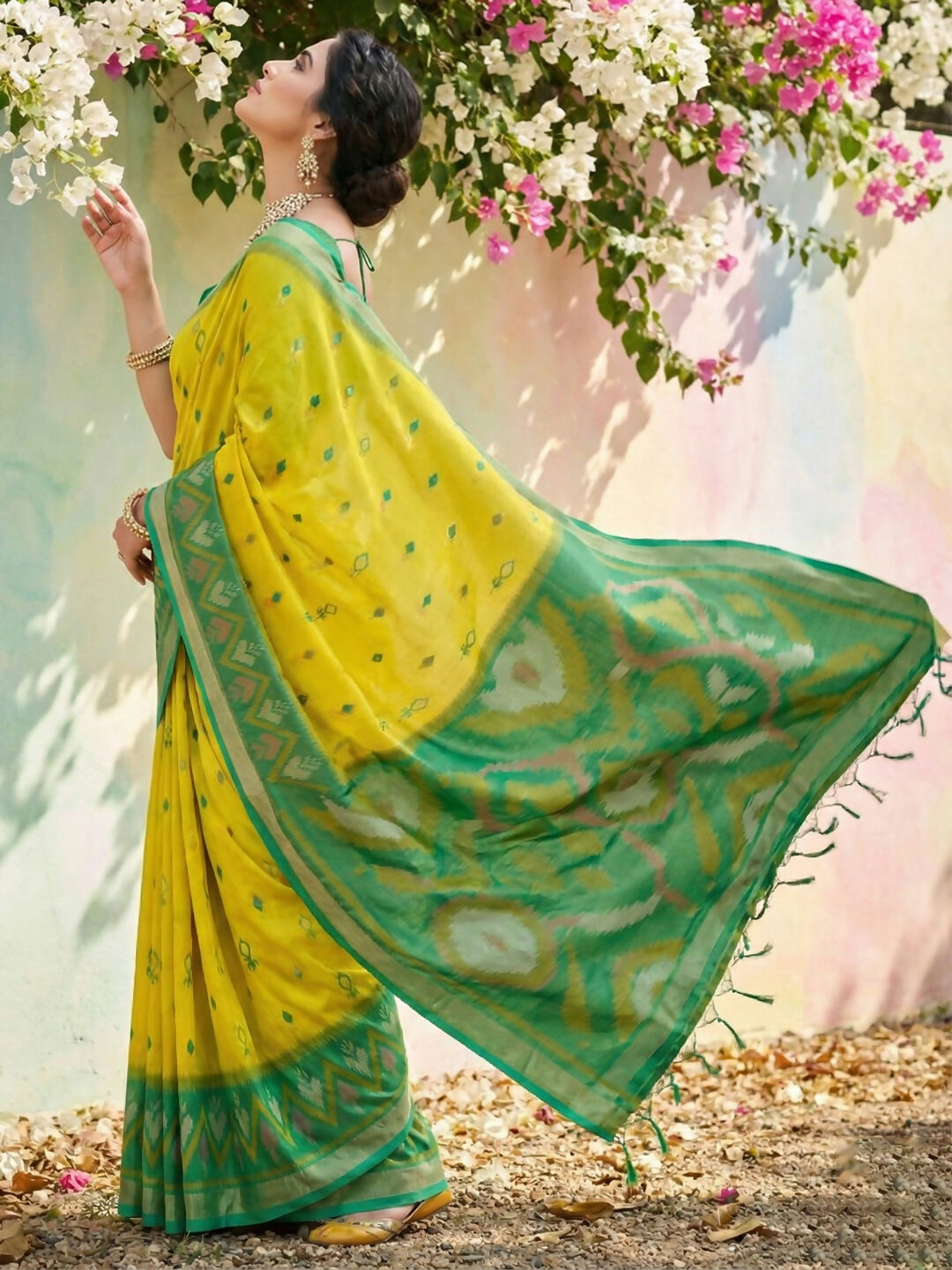 Shree Shyam Fashion Green Soft Silk Saree - Distacart