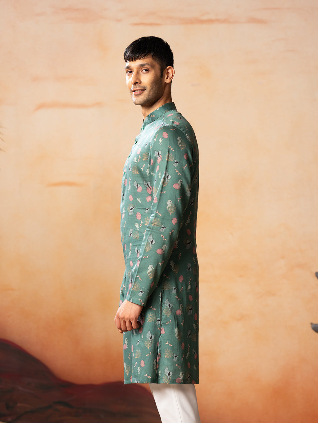 Green Floral Printed Kurta by Hilo Design