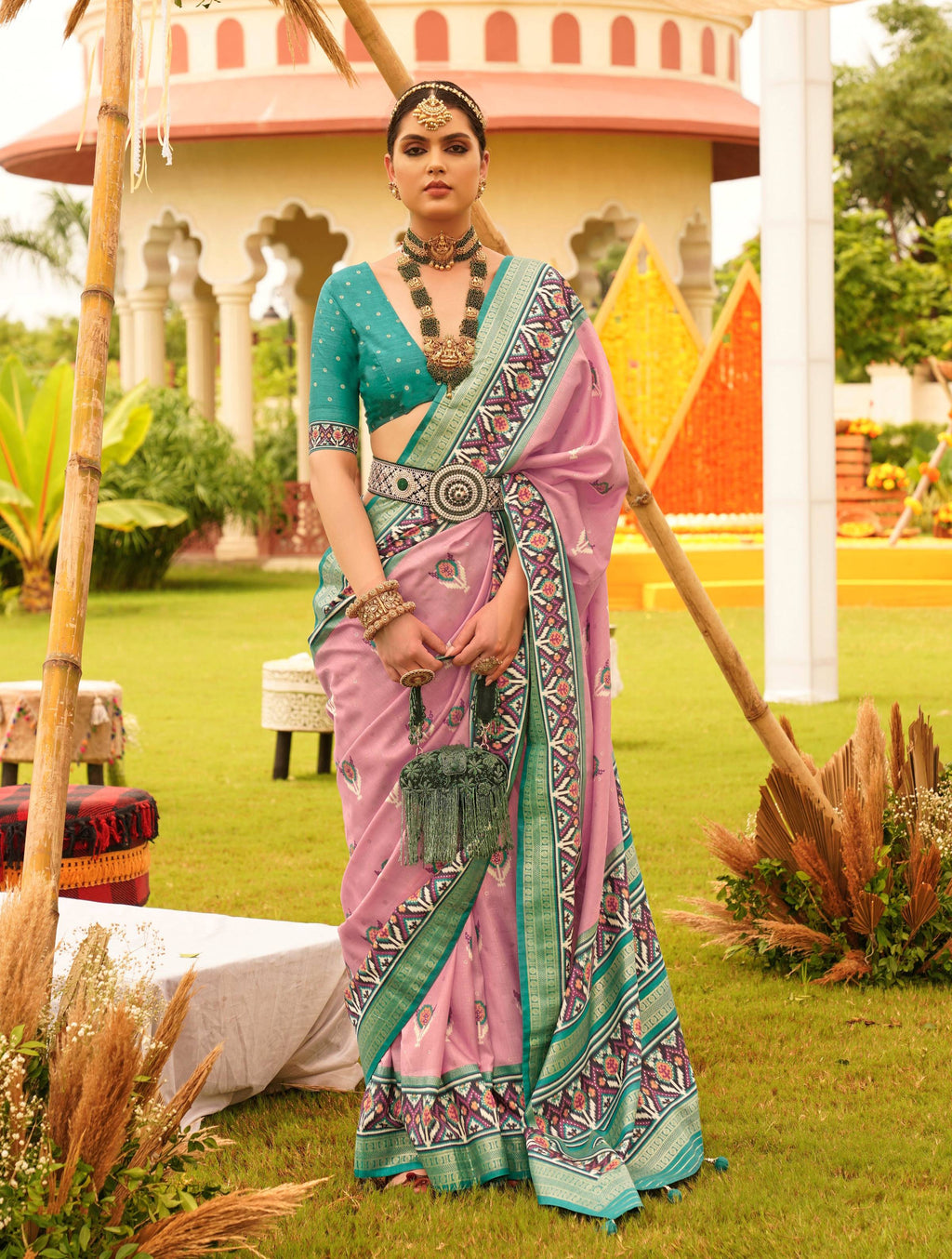 Monjolika Fashion Salmon Colour Sigma Silk Patola Printed Saree With Blouse - Distacart