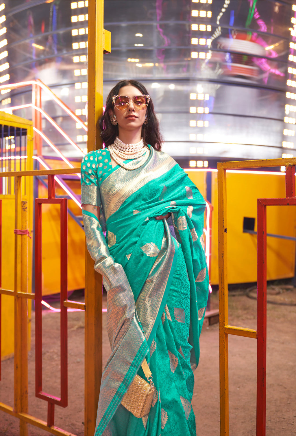 Monjolika Fashion Teal Colour Handloom Silk Blend Zari Woven Saree With Blouse - Distacart