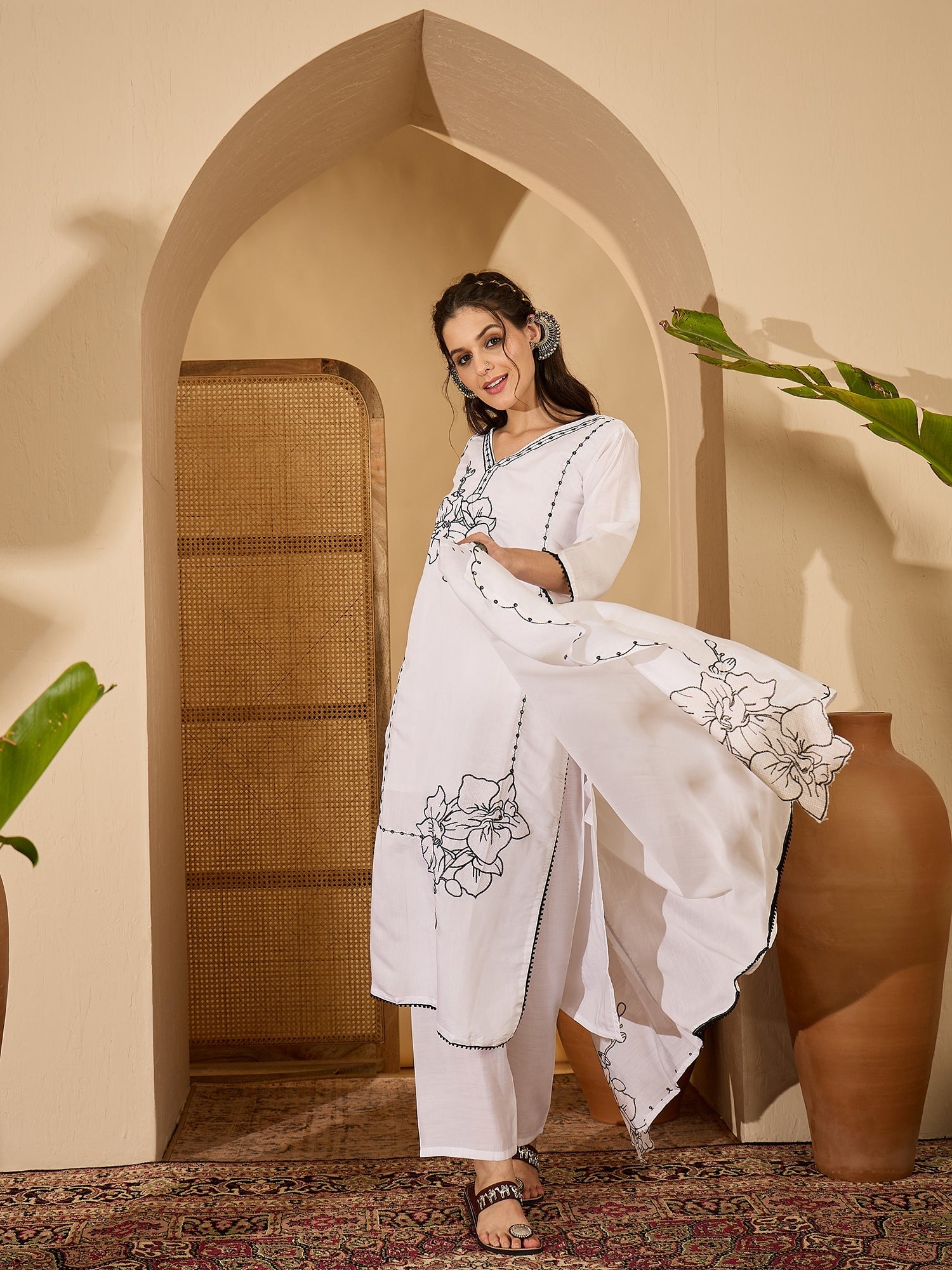 Joban Fashion White Silk Embroidery Readymade Kurta Set - Distacart