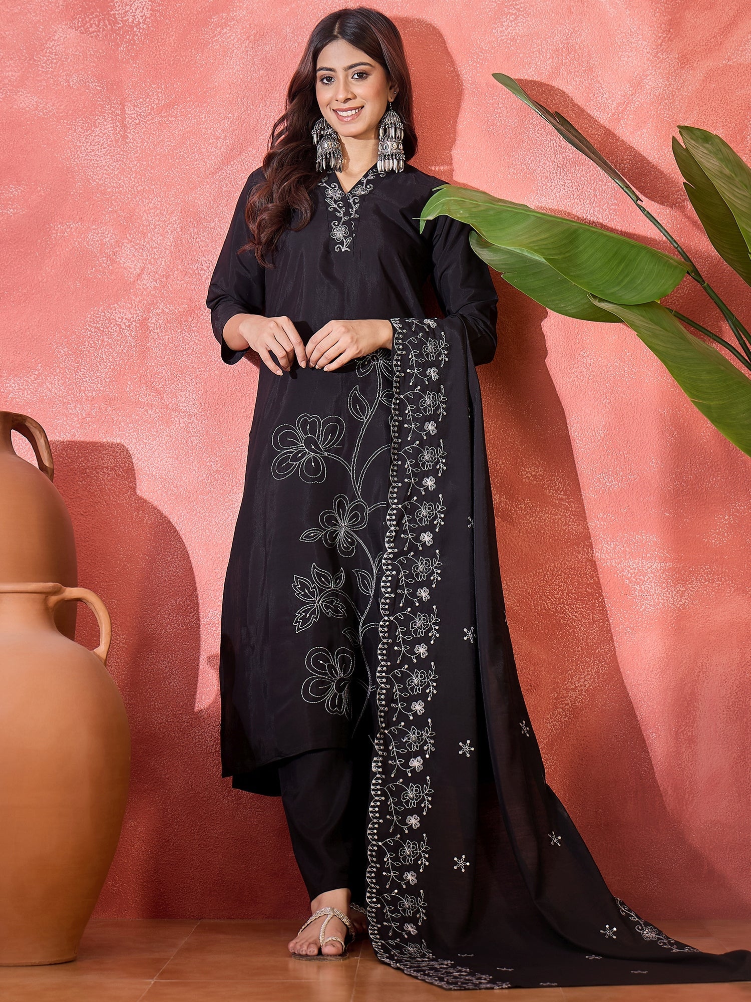 Joban Fashion Black Silk Embroidery Readymade Kurta Set - Distacart