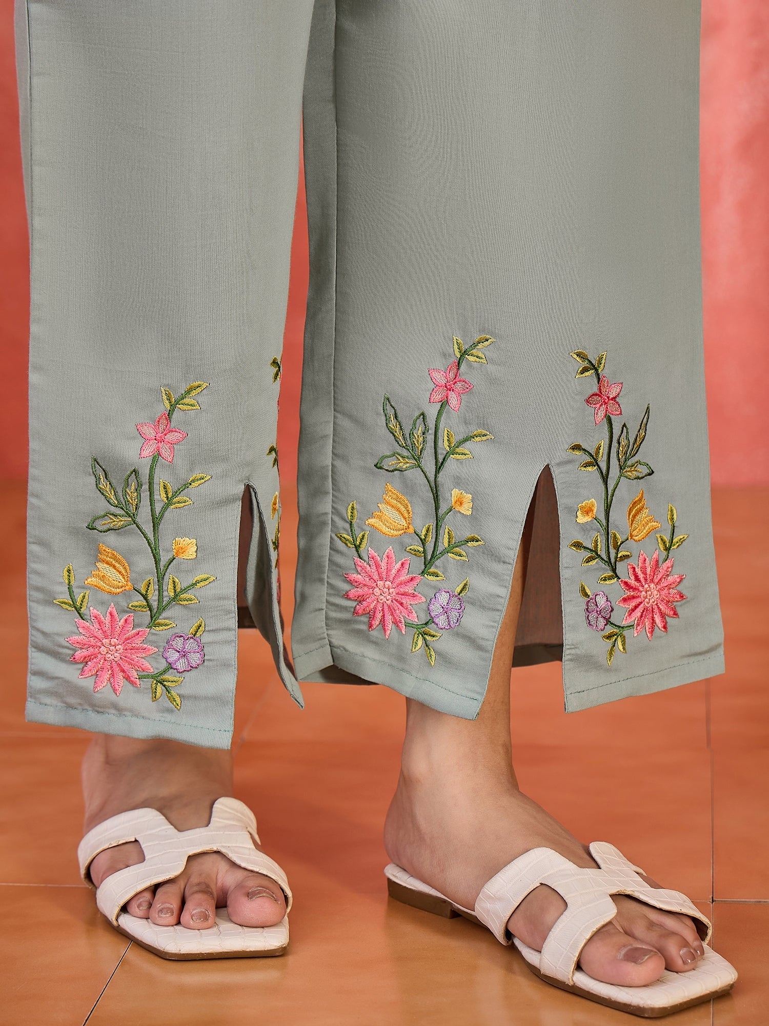 Joban Fashion Grey Silk Embroidered Readymade Kurta Set - Distacart