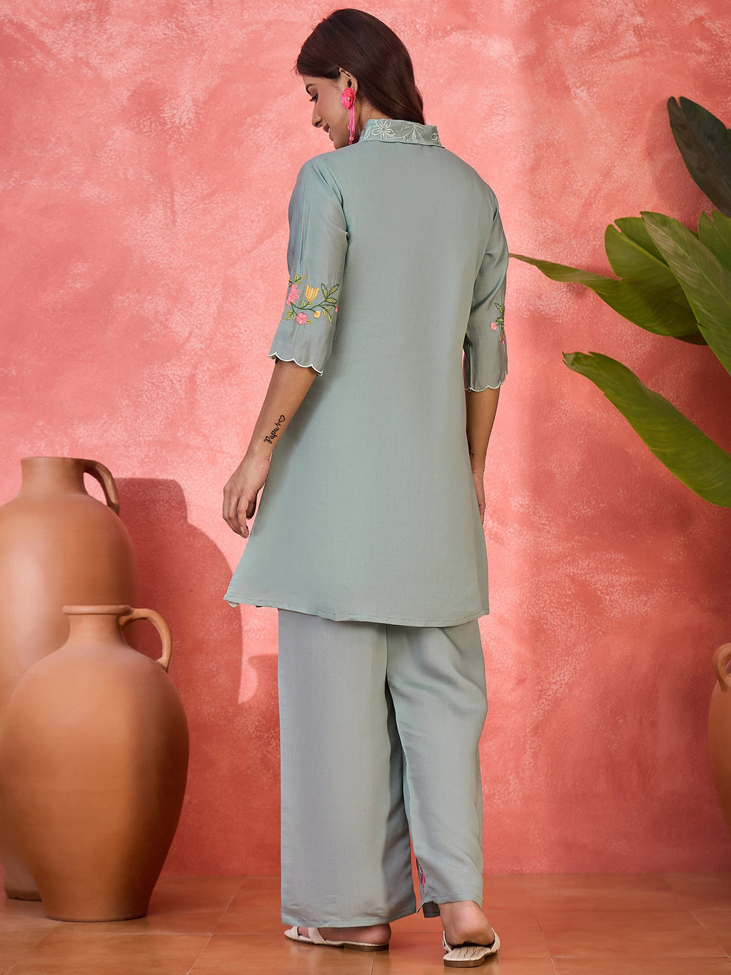 Joban Fashion Grey Silk Embroidered Readymade Kurta Set - Distacart