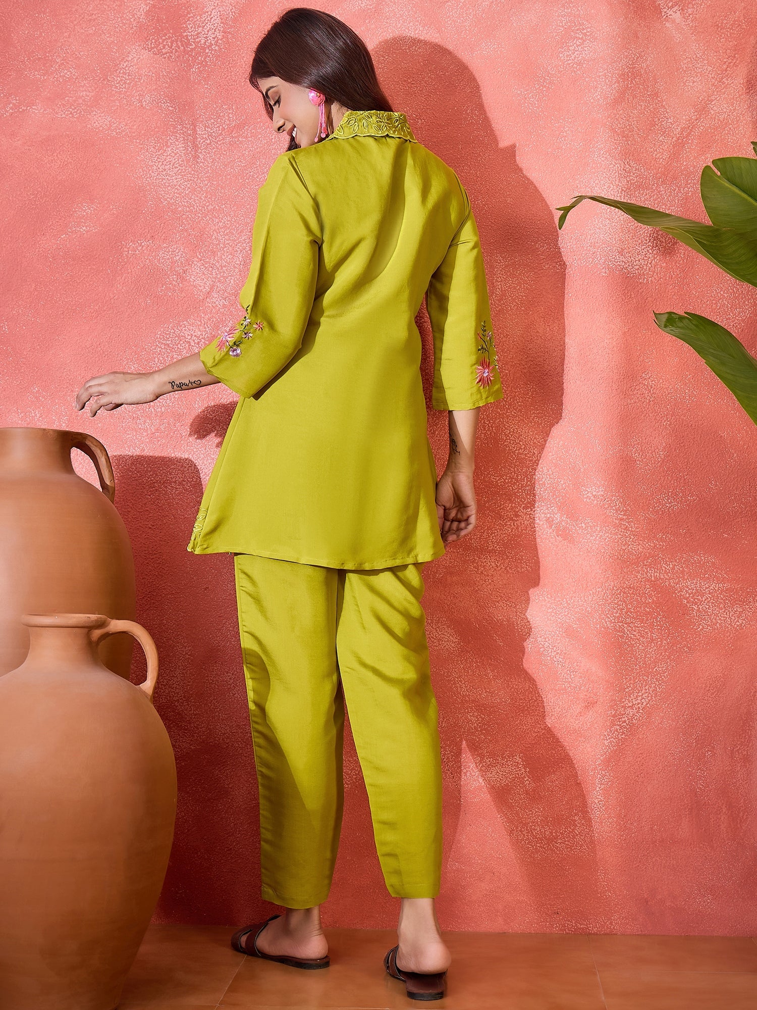 Joban Fashion Green Silk Embroidered Readymade Kurta Set - Distacart