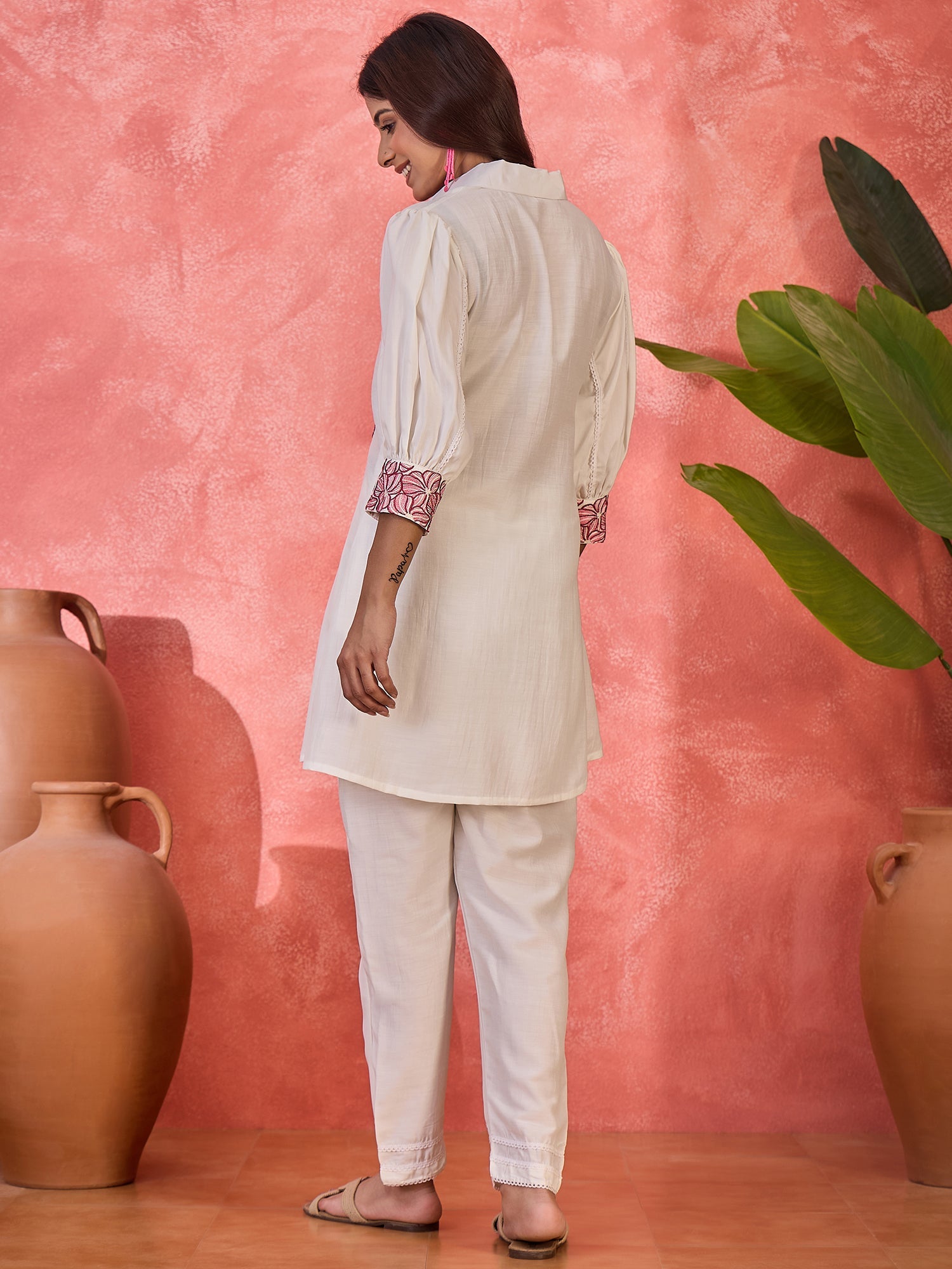 Joban Fashion Off White Silk Embroidered Readymade Kurta Set - Distacart