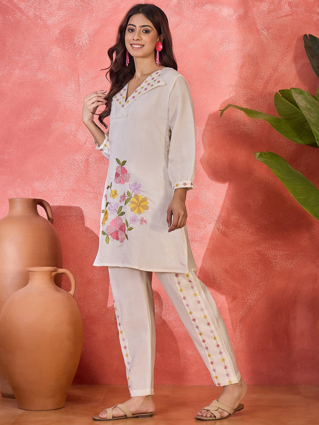 Joban Fashion Off White Silk Embroidered Readymade Kurta Set - Distacart