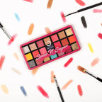 Matt Look Ultra Professional Eyeshadow Palette - Salt N Pepper