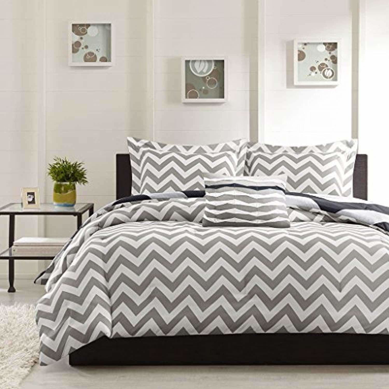 Cotton Double Bedsheet with 2 Pillow Covers - Modern White and Grey - Distacart
