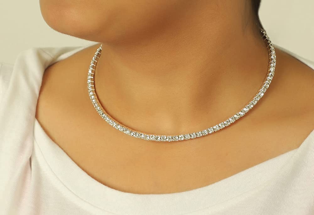 Silver-Toned Alloy Rhinestones Studded Choker - The Pari