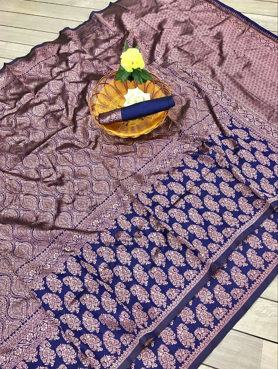 DEIANA'S Beautiful Designer Golden zari Soft Lichi Silk Saree - Blue