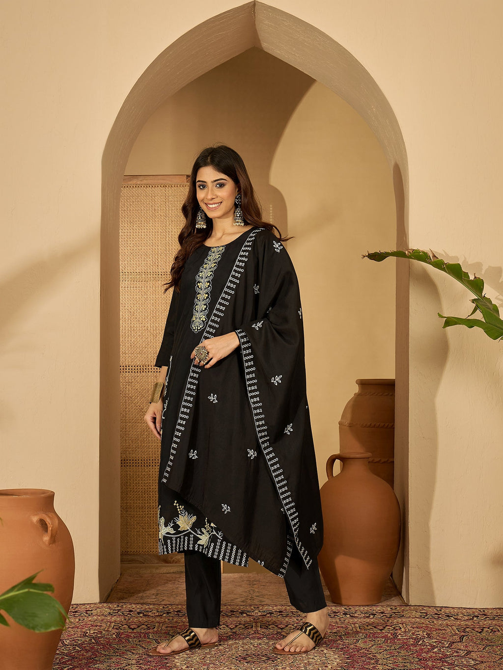 Joban Fashion Black Silk Embroidery Readymade Kurta Set - Distacart