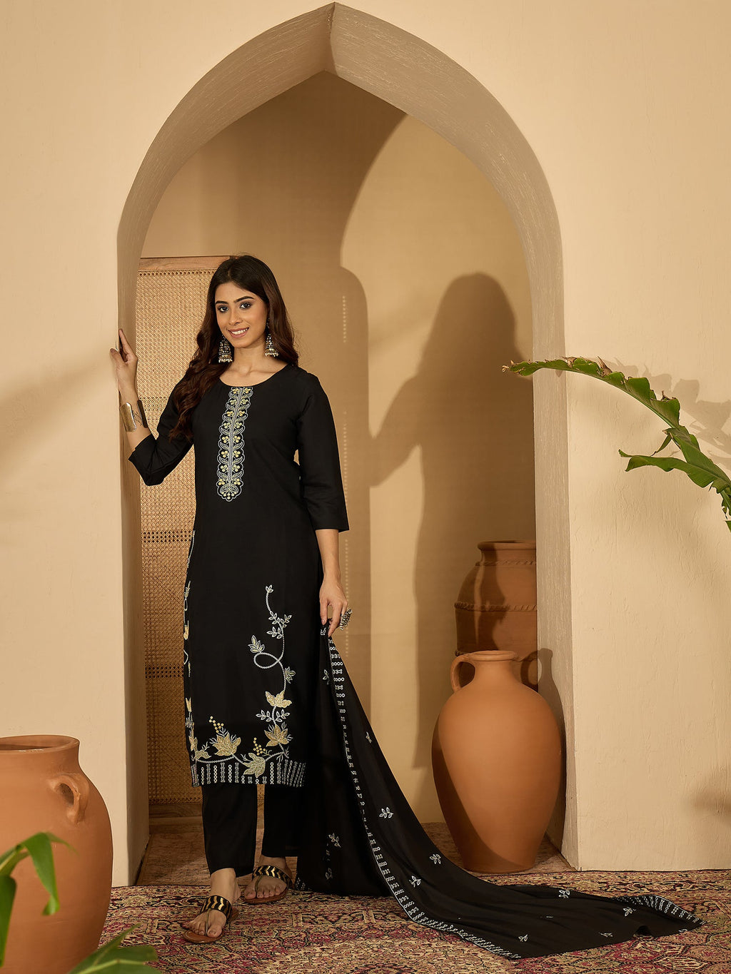 Joban Fashion Black Silk Embroidery Readymade Kurta Set - Distacart