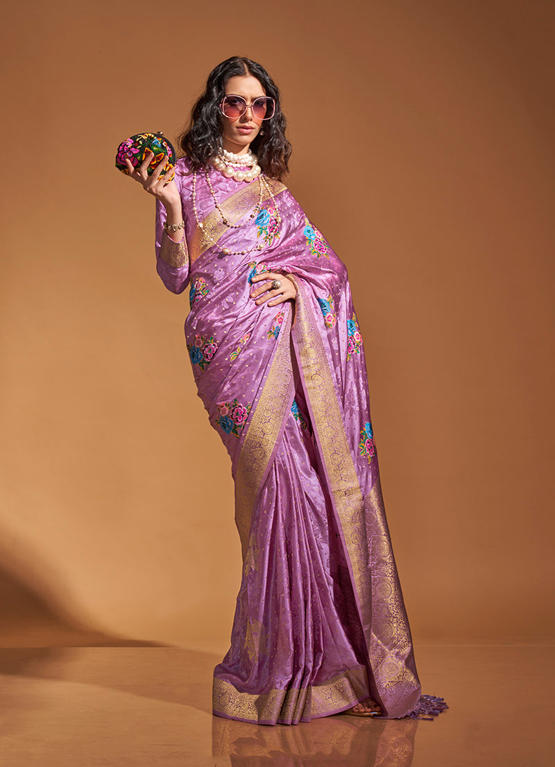 Monjolika Fashion Handloom Silk Weaving Trendy Saree In Lavender