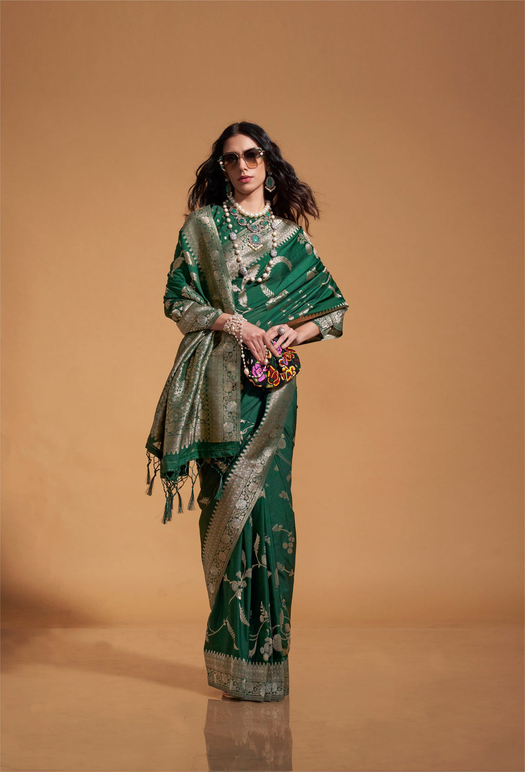 Monjolika Fashion Dark Green Silk Weaving Designer Traditional Saree
