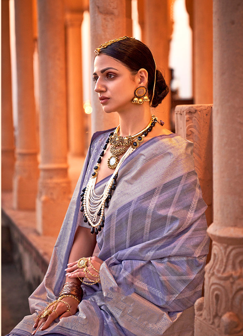 Monjolika Fashion Viscose Light Purple Foil Print Contemporary Saree