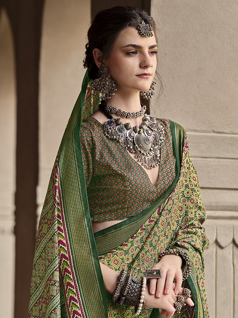 Monjolika Fashion Silk Patola Print Green Traditional Saree - Distacart