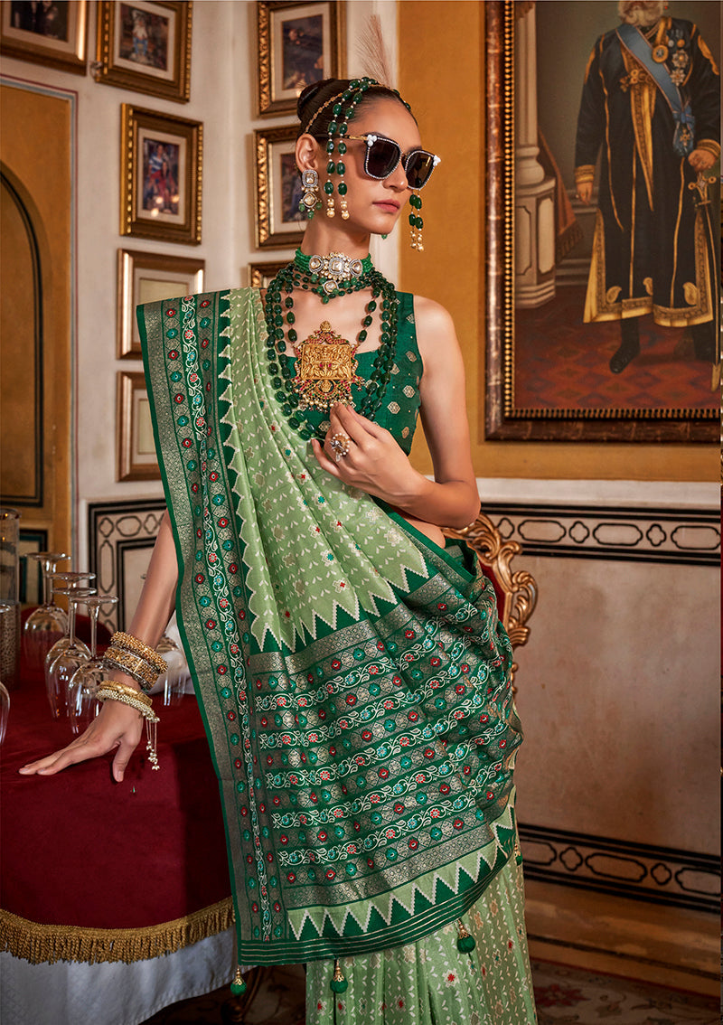 Monjolika Fashion Silk Light Green With Dark Green Border Printed Classic Saree