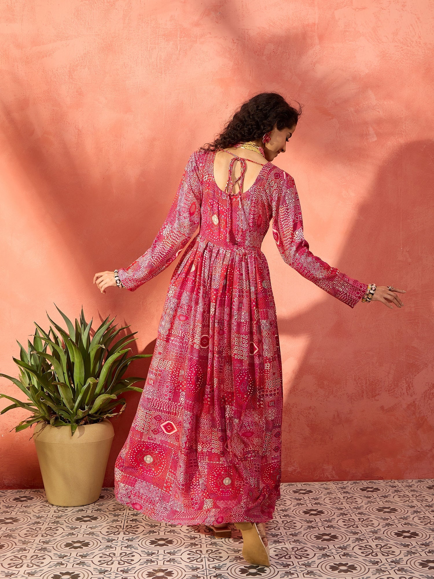 InWeave Fuchsia Sweetheart Neck Anarkali Kurta - Distacart