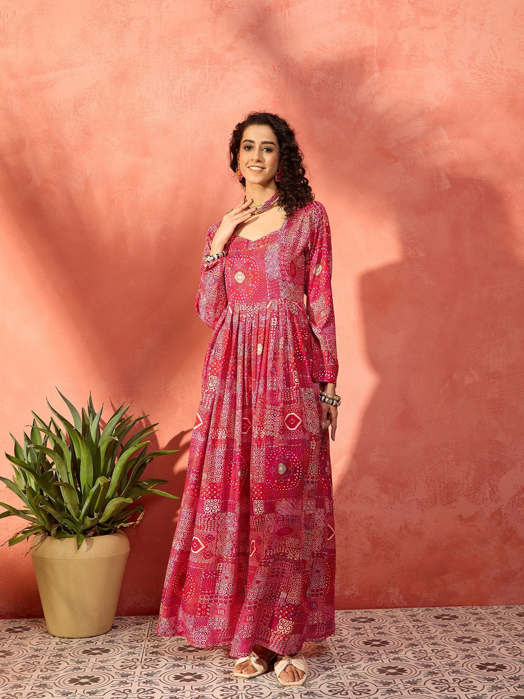 InWeave Fuchsia Sweetheart Neck Anarkali Kurta - Distacart