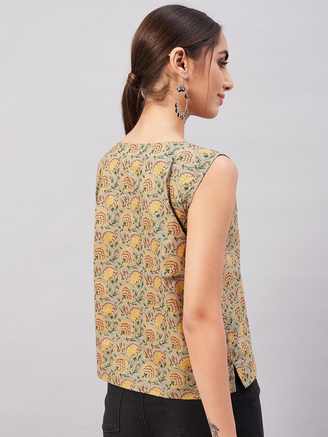 InWeave Grey Gold Floral W/U Top