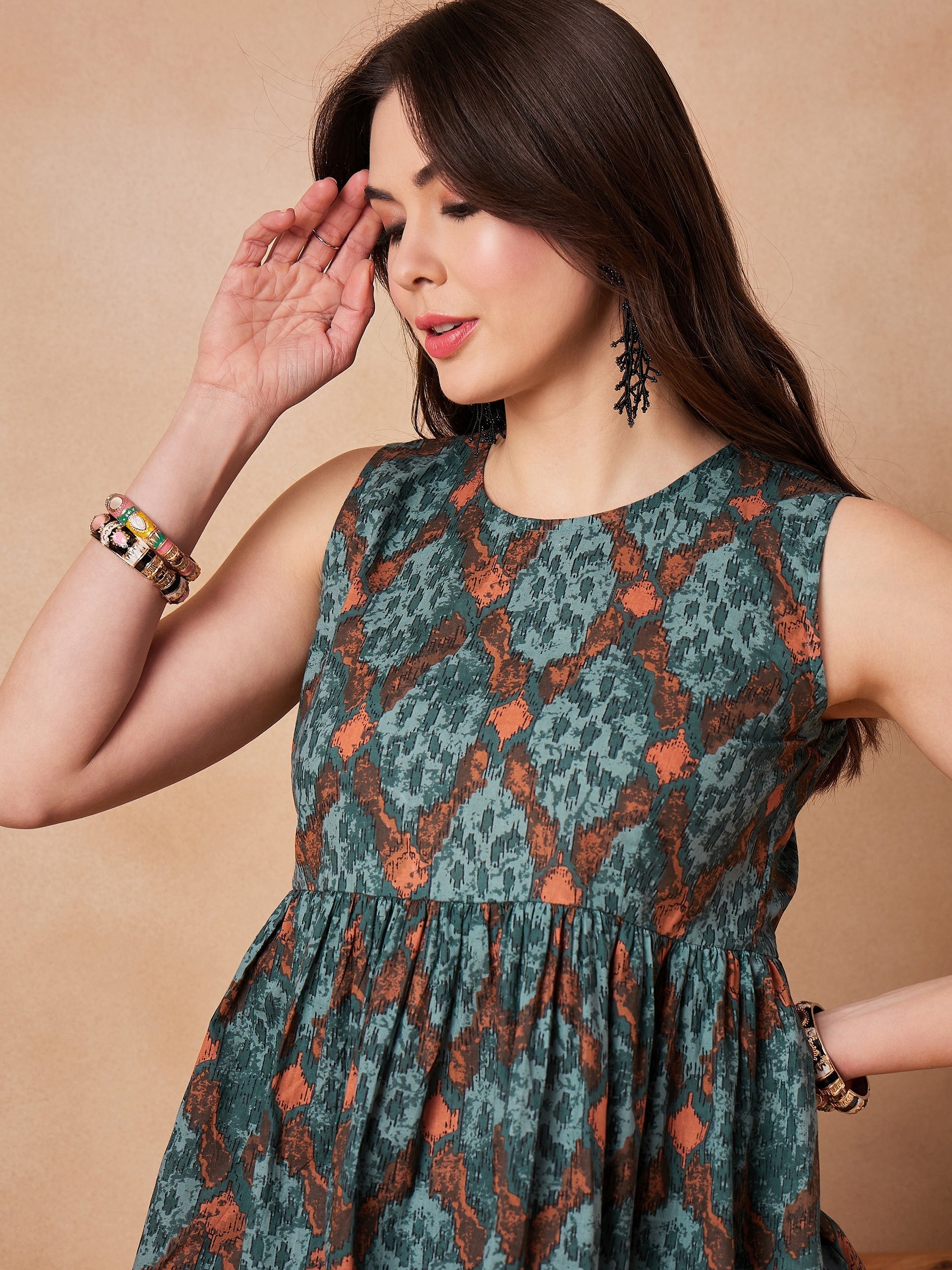 InWeave Aqua Pearl Abstract Printed Round Neck Top