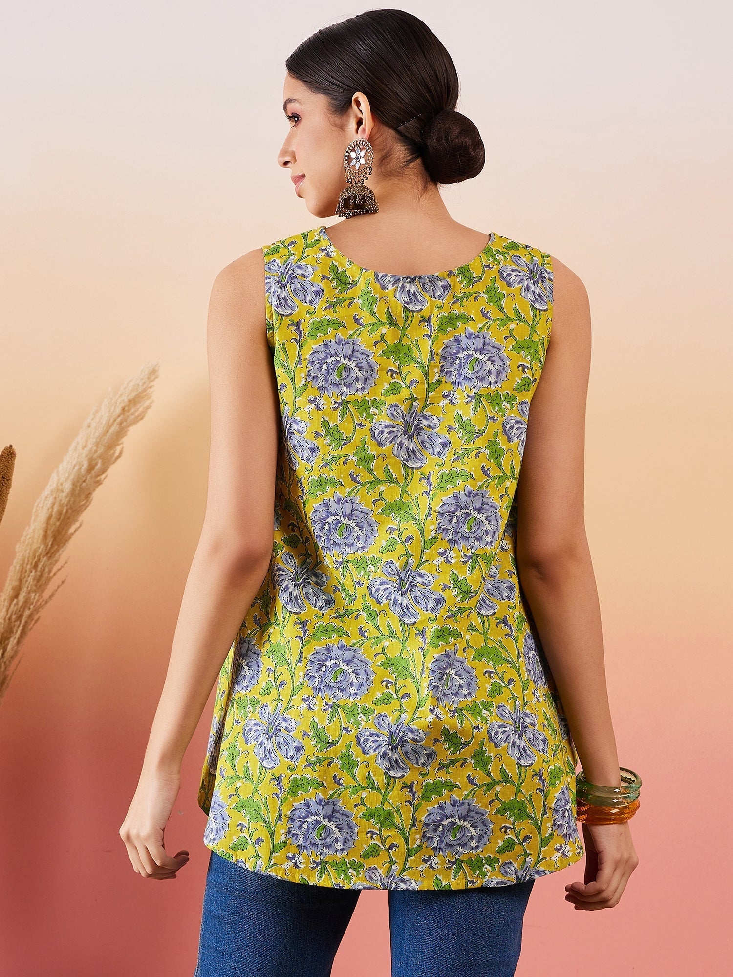InWeave Sunset Yellow Floral Print V Neck W/S Top