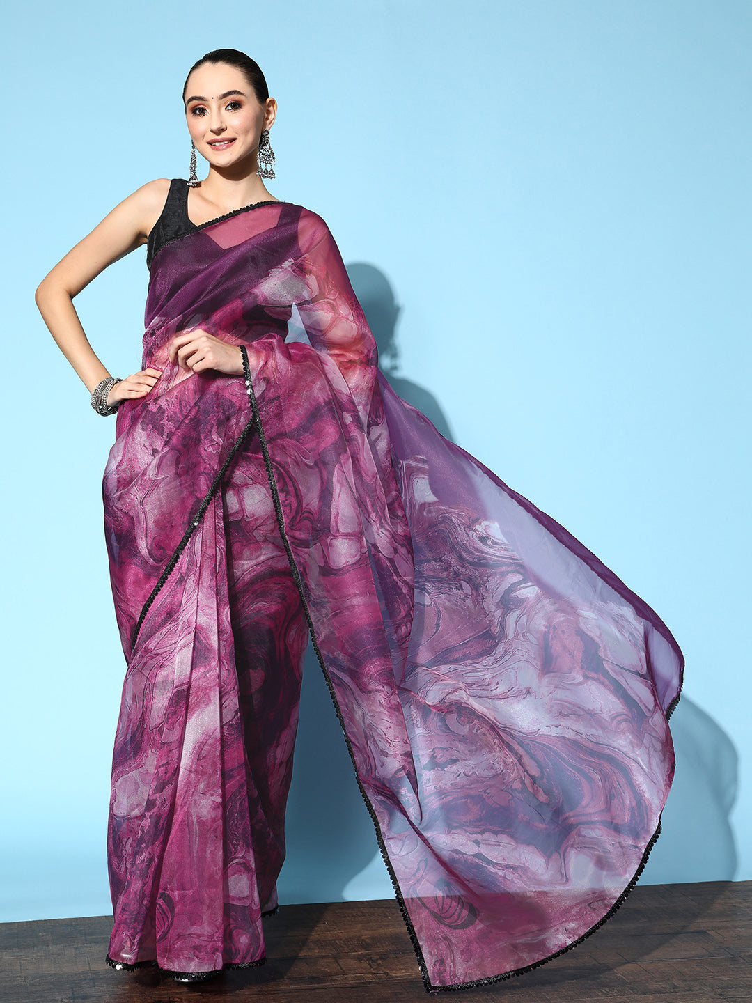 Tikhi Imli Purple & Grey Abstract Print Net Saree - Distacart