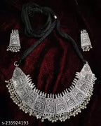 Tehzeeb Creations Women's German Silver Oxidised Necklace And Earrings Set