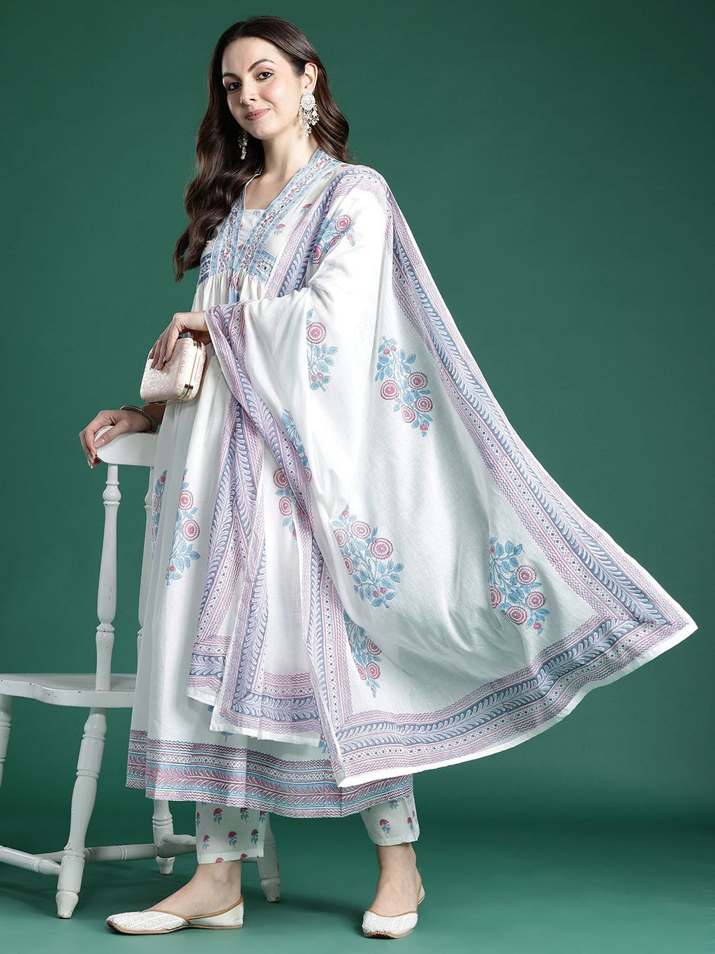 Indo Era Floral Printed Pure Cotton Kurta with Trousers & Dupatta - Distacart