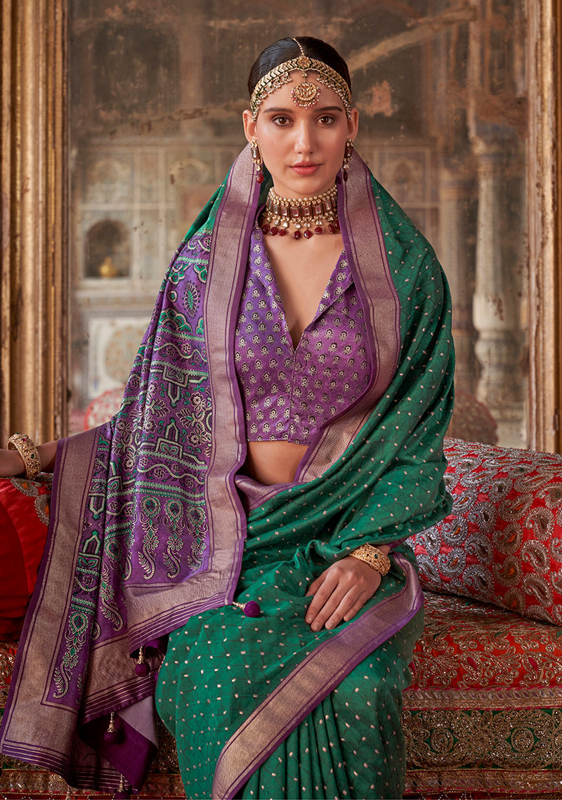 Monjolika Fashion Silk Blend Green Printed Contemporary Saree