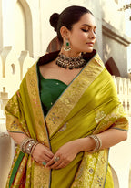 Monjolika Fashion Silk Blend Weaving Pear Traditional Saree