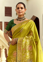 Monjolika Fashion Silk Blend Weaving Pear Traditional Saree